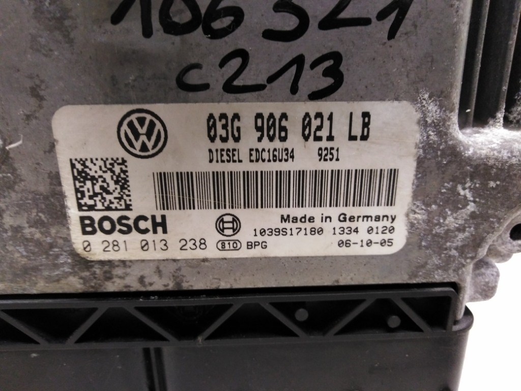 Skoda Octavia (1Z) motorvezérlõ 03G906021LB 0281013238 2. kép