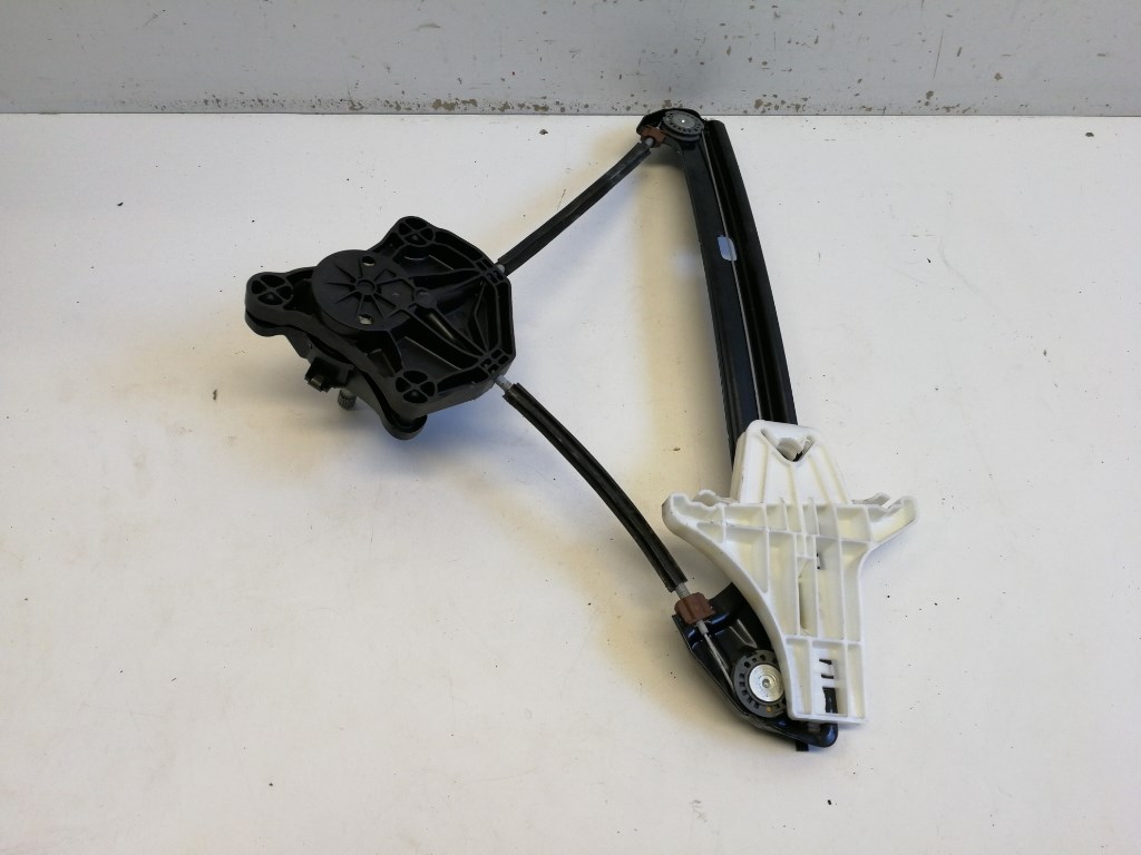 Volkswagen Golf VII 5 ajtós bal hátsó Ablakemelõ szerkezet mechanikus 5G4839461C 1. kép