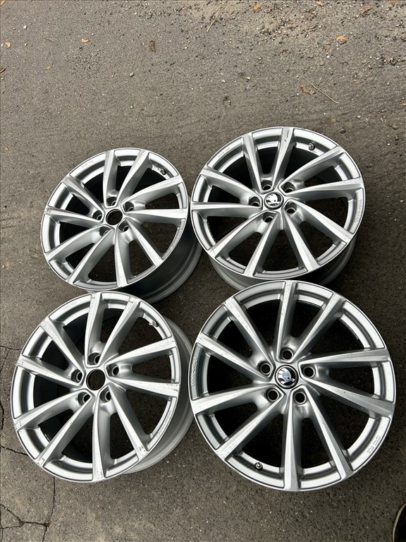  5x112 AUDI,MERCEDES,VW,SKODA,SEAT,MINI 18”felnik R18, 18 7. kép
