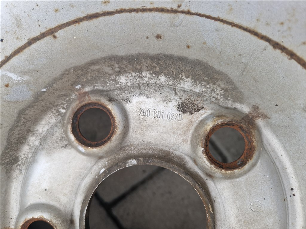  5x120 16" lemezfelni Points teherautó gumi pótkeréknek (26129, 26130) 6. kép