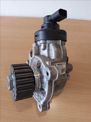 Skoda Octavia IV, Volkswagen Golf VIII, Audi A3 (8Y) Nagynyomású szivattyú , CR diesel , Bosch 05l130755 0445010790