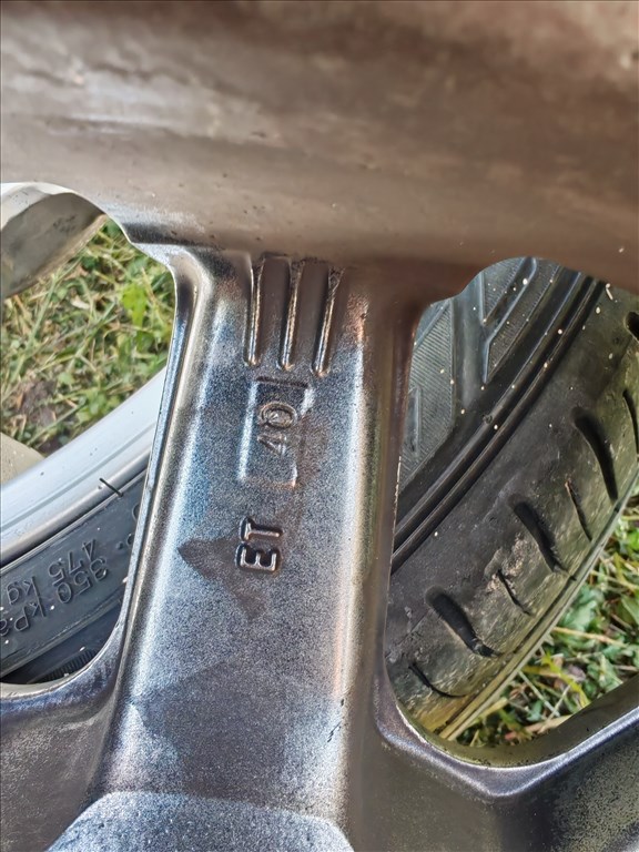  5x100 lyukosztású 15" használt Aez alufelni, rajta 195/50 használt nyári gumi gumi  5. kép