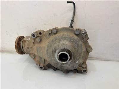 BMW X1 E84 E90 E91 E92 E93 330xi  Első Differenciá 7572052 7572051