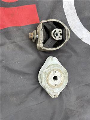 Audi A4 (B5 - 8D) váltótartó bak 