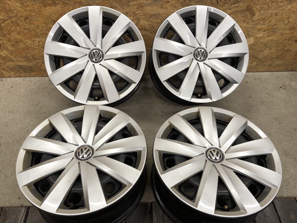  5x112 lyukosztású 6,5JJ 16" használt (gyári felni) lemezfelni 1. kép