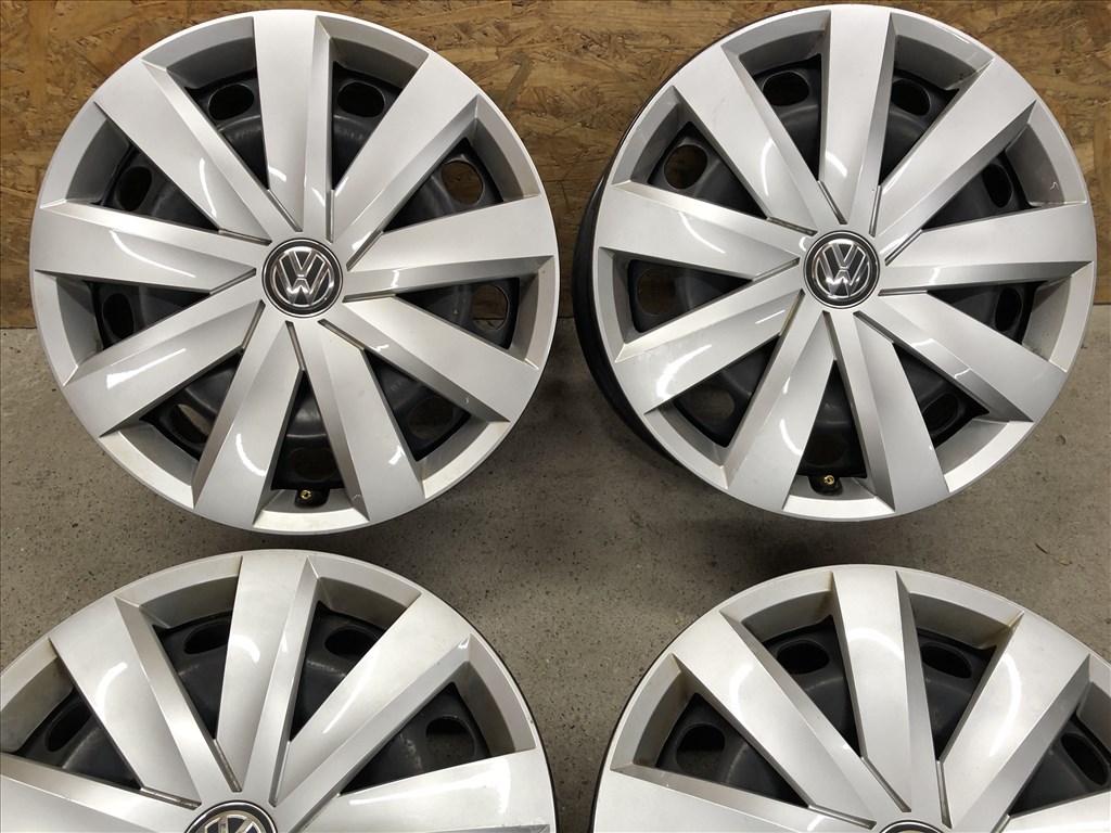  5x112 lyukosztású 6,5JJ 16" használt (gyári felni) lemezfelni 2. kép