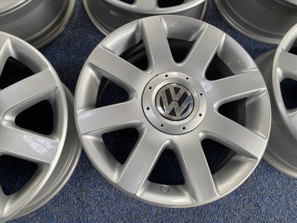 (3828)  Volkswagen 16 gyári alufelni felni, 5x112, Golf Caddy 5. kép
