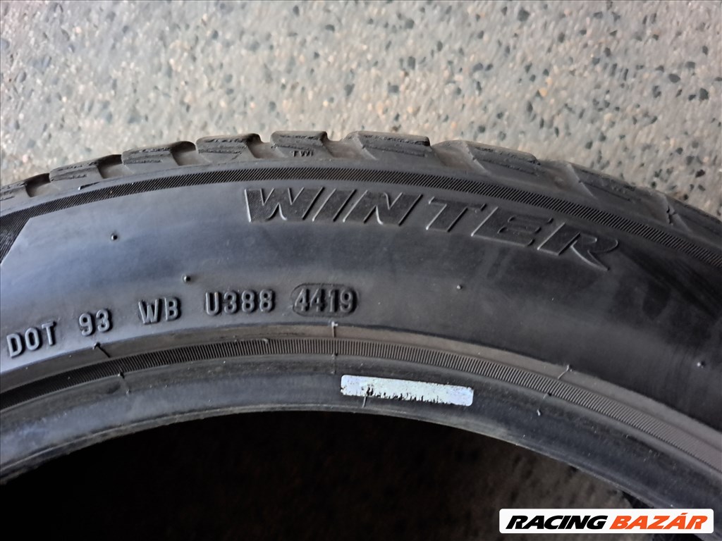 4db 235/45 R18 Pirelli Winter Sottozero 3 (Peremvédős) téli gumi eladó!!! (DOT2020)  8. kép