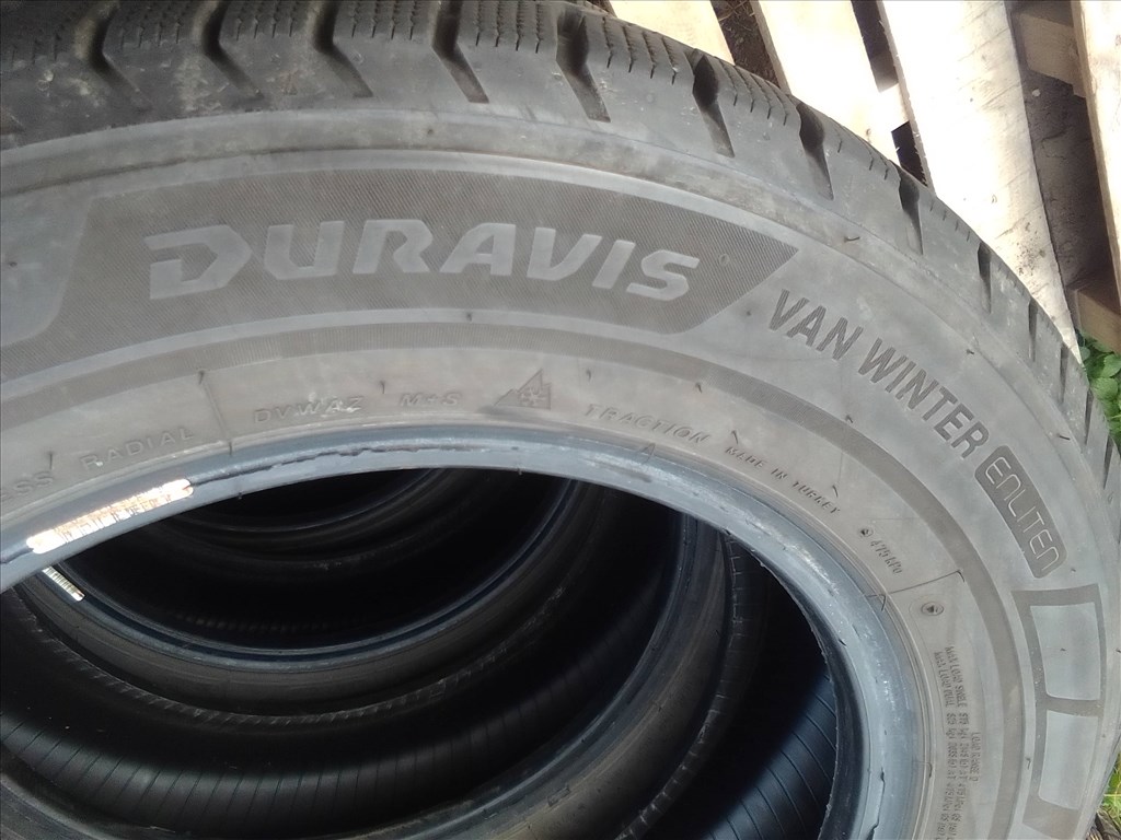  205/6516C Bridgestone újszerű kisteher téli gumik 5. kép