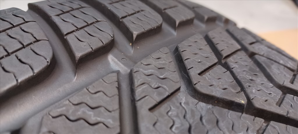 Mercedes W223 S klasse 5x112 8,5x19" 255/45 R19 téli gumikkal 4db 9. kép