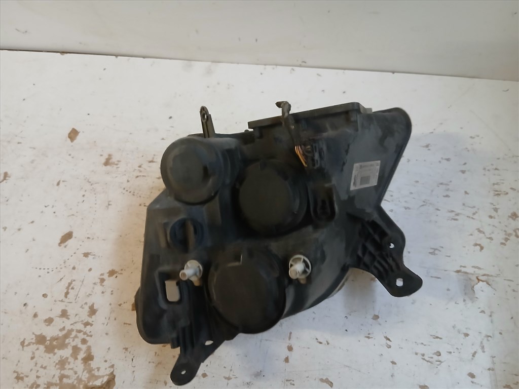 14473 Opel Meriva A 2003-2010 Jobb első Lámpa Fényszóró 93321053 2. kép