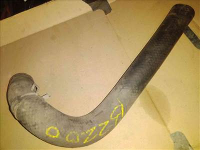 Mazda B2200 Vízcső