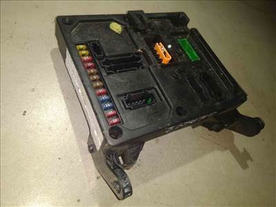 Ford Galaxy II Biztosítéktábla / Relé Tábla
