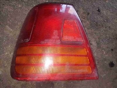 Suzuki Swift II 96-03 Bal Hátsó Lámpa