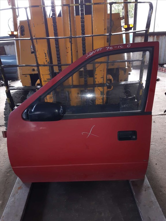 Suzuki Swift II 92-96 Bal Elsõ Ajtó 1. kép
