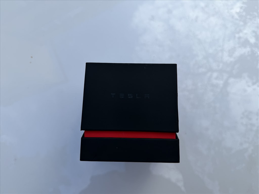 Tesla Model 3/Y kulcstávirányító gyári új Tesla Model 3 kulcs Model Y kulcs 2. kép