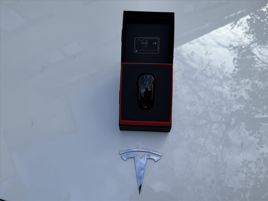 Tesla Model 3/Y kulcstávirányító gyári új Tesla Model 3 kulcs Model Y kulcs 5. kép