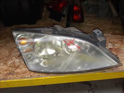Ford Mondeo III Jobb Első Lámpa / Fényszóró