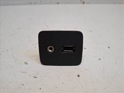 Ford Fiesta  Usb Ajzat