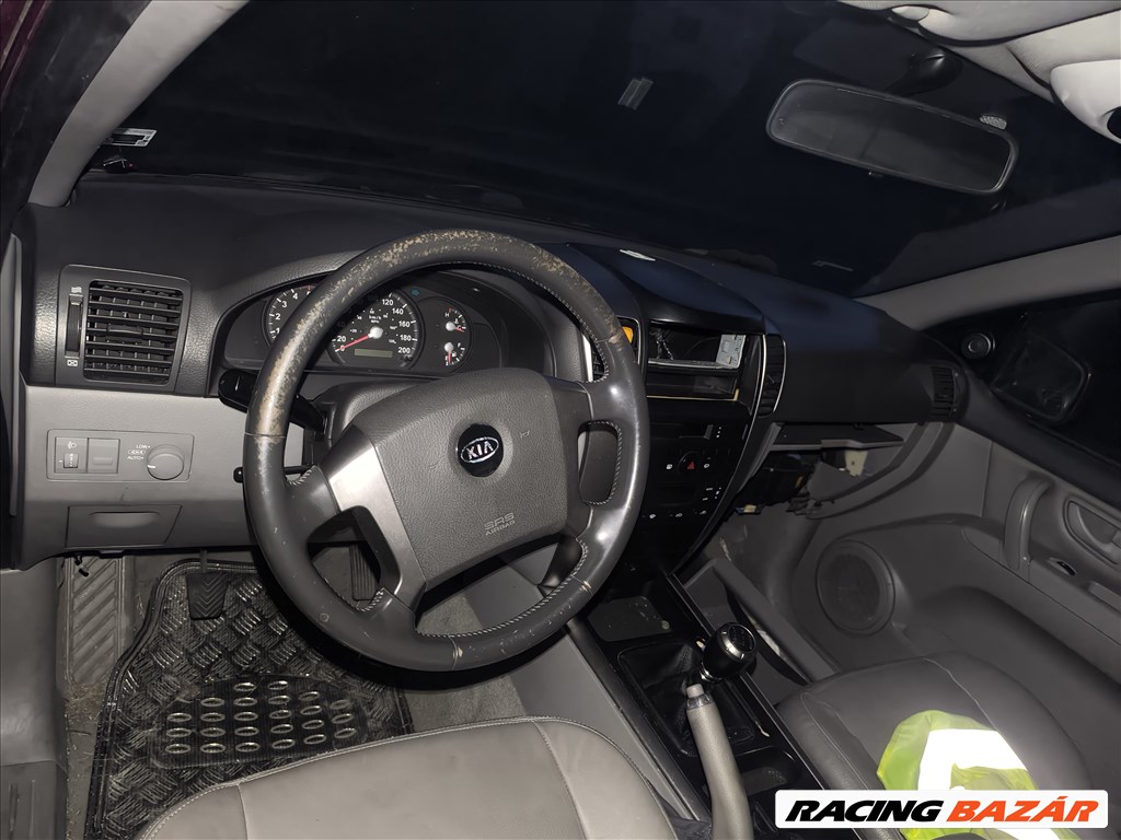 Kia Sorento (JC) bontott alkatrészei 4. kép