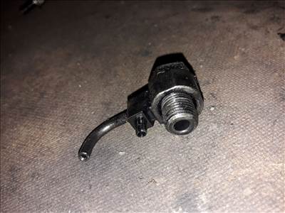 Mitsubishi L300 Dugattyú Hûtő Fúvóka