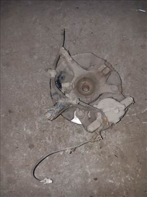 Suzuki Swift III 04-10 Jobb Első Csonkállvány Kerékaggyal  Féknyereg  ABS Jeladó