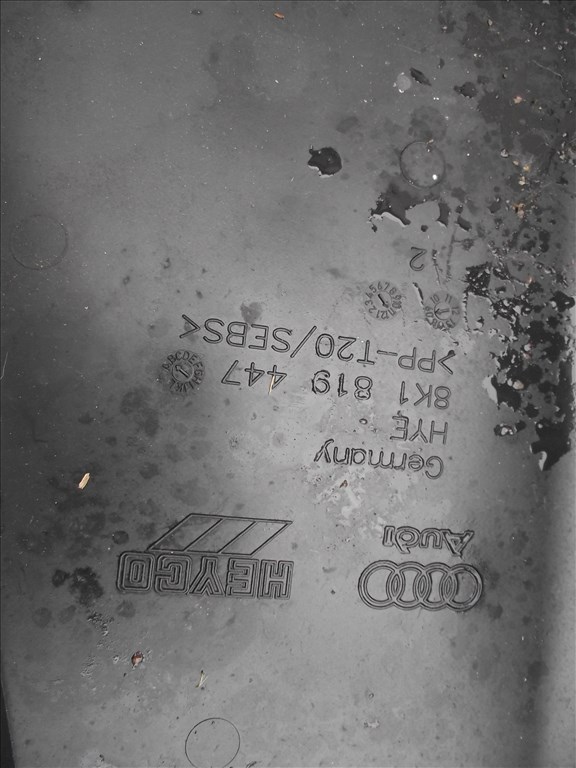 Audi A4 B8 levélfogó rács vízvályú borítás 2008- 8k1819447 2. kép