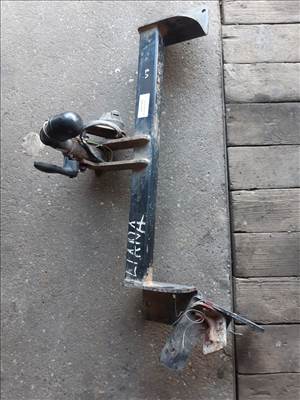 Suzuki Liana Vonóhorog