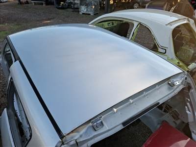 Suzuki Swift 3 ajtós utastértető