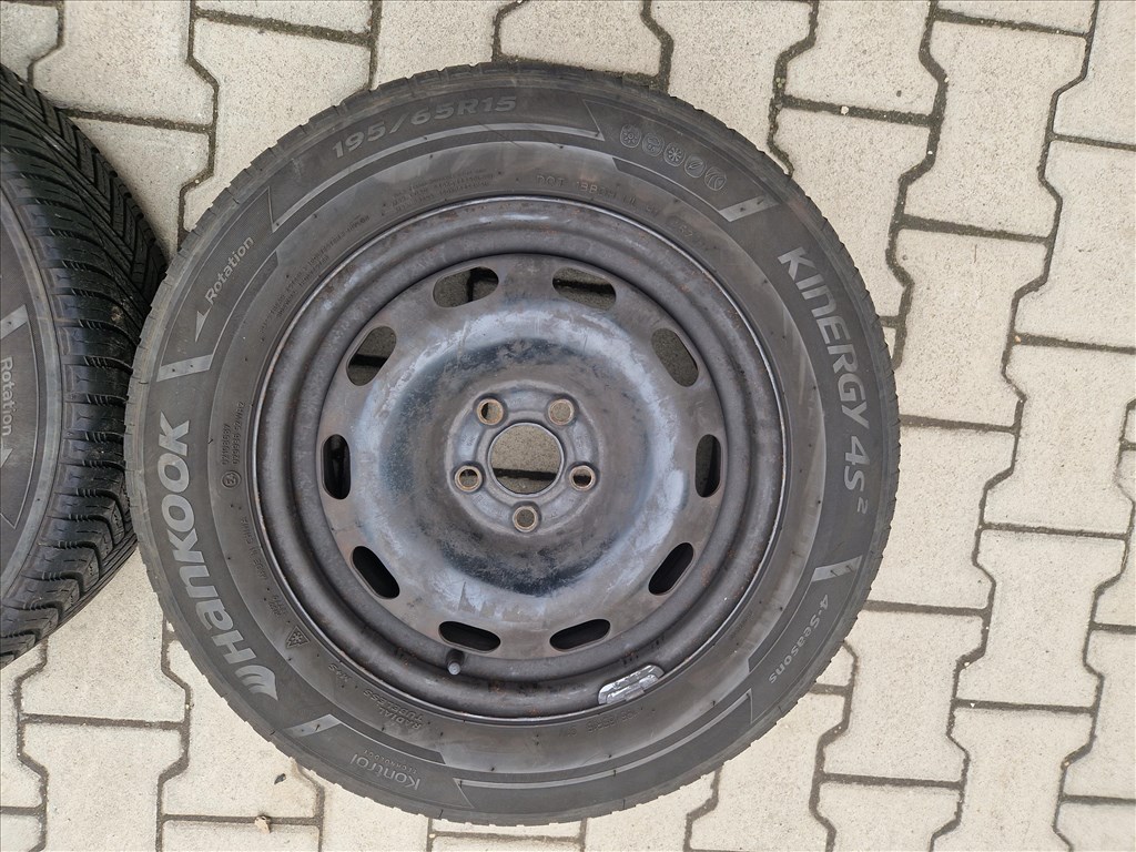  5x100 15" lemezfelni pár Hankook négyévszakos gumival (26132) 2. kép