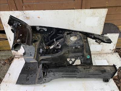 BMW 1-es sorozat E81, E82, E87, E88 bal első negyed 