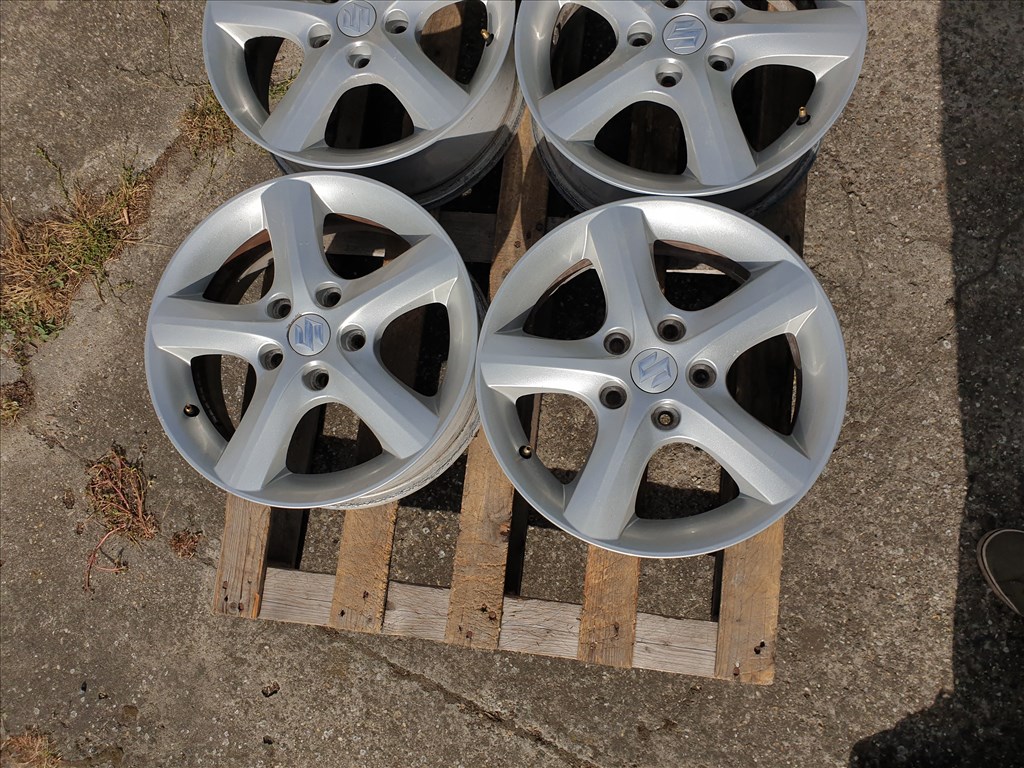 16" 5x114,3 Suzuki SX4 2. kép