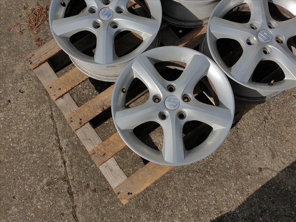 16" 5x114,3 Suzuki SX4 4. kép