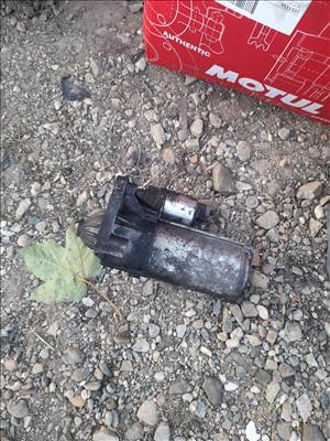 Renault trafic 1.9dci önindító 