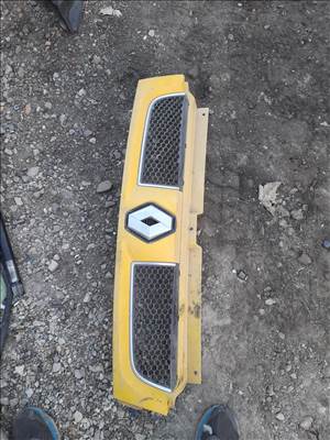 Renault trafic 1.9dci hütő díszrács