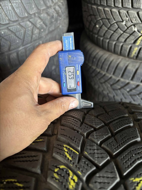 225/50 r17 Goodyear téligumi 4db eladó 225/50r17 garnitúra 8. kép