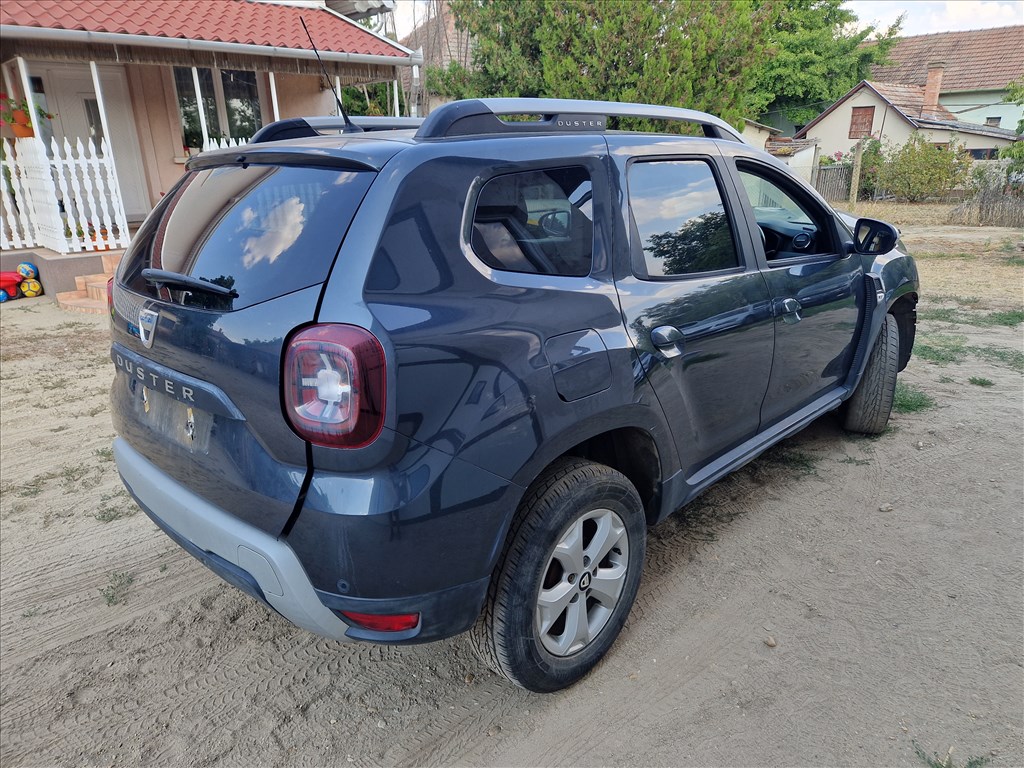 Dacia Duster II 1.6 H4MD738 bontott alkatrészek, bontás, bontott jármű 1. kép
