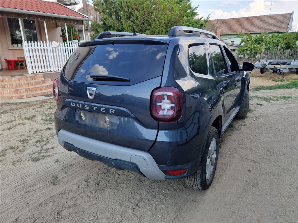 Dacia Duster II 1.6 H4MD738 bontott alkatrészek, bontás, bontott jármű 4. kép