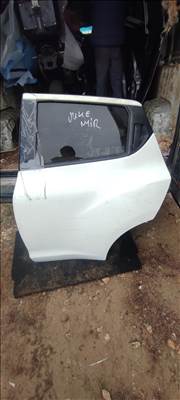 Nissan Juke I Bal hátsó ajtó 
