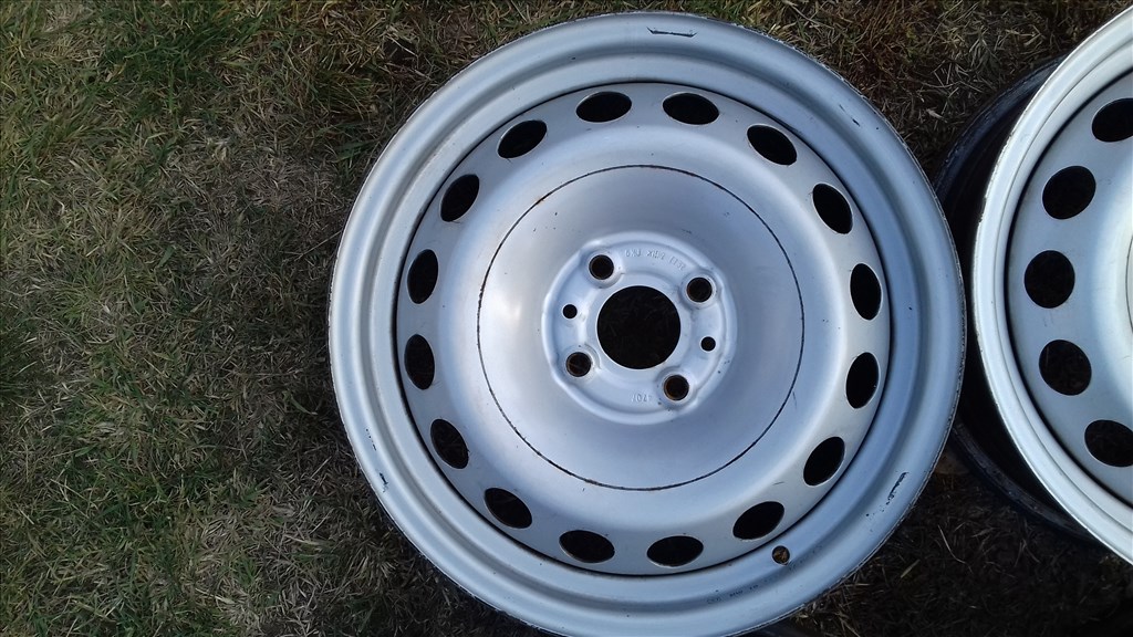  4x98 lyukosztású 5,5JJ 15" használt (gyári felni) lemezfelni Fiat Lancia 2. kép