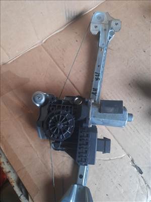 Opel astra h jobb hátsó ablakemelő 