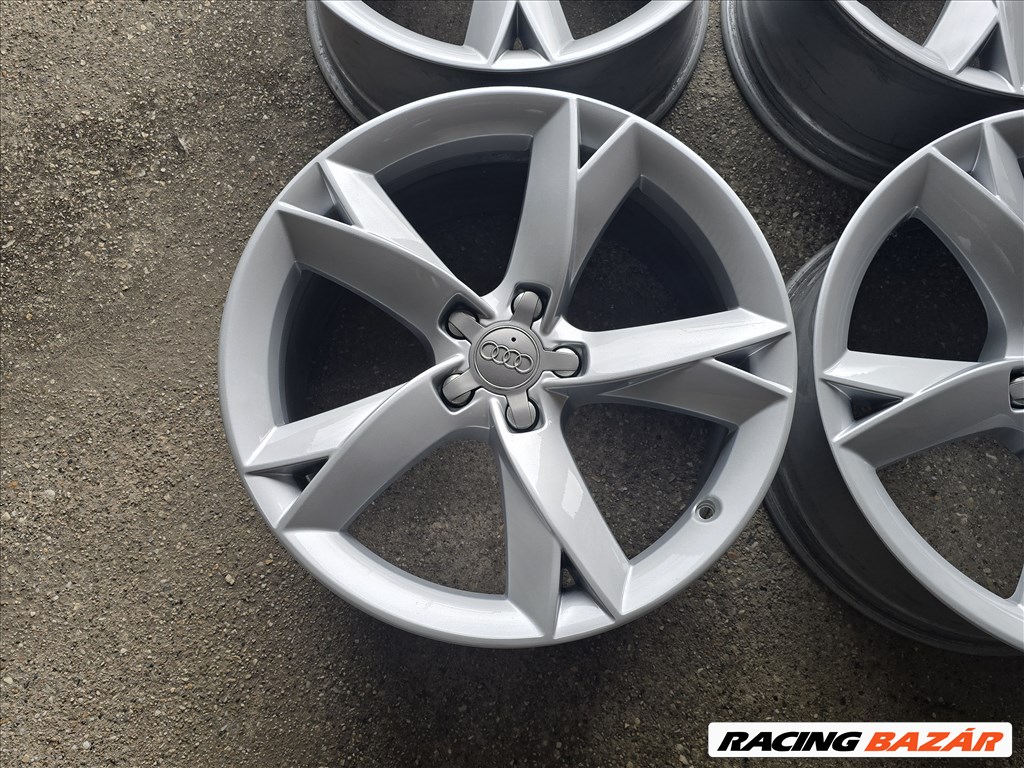  19"-es, 5x112-es újszerű gyári Audi A5alufelni 1. kép