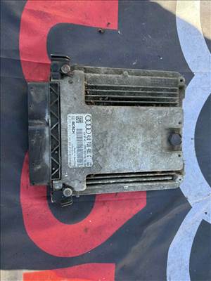 Audi Q7 (4L) motorvezérlő  4l0910401g edc17cp04