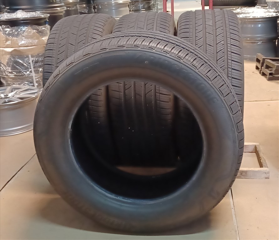 Defekttűrő Bridgestone Alenza 275/55 R19 négyévszakos gumik 4db 4. kép