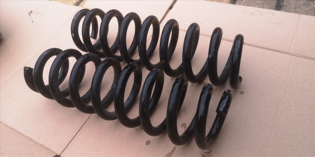 BMW 3-as sorozat E90 hátsó rugó pár 2. kép