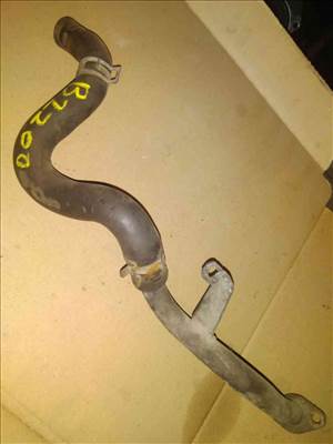 Mazda B2200 Vízcső