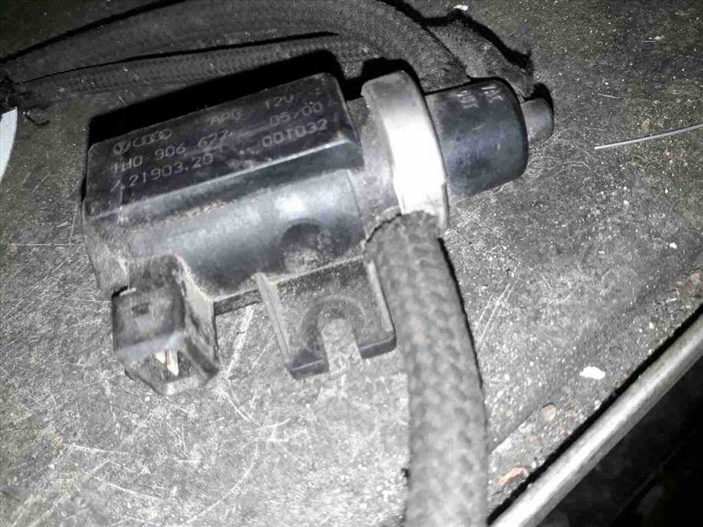 Volkswagen Transporter T4 91-03 Turbónyomás Szabályozó Szelep 1H0 906 627 1. kép