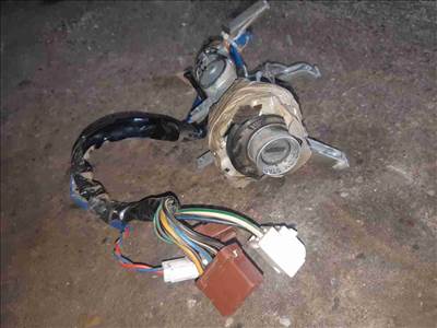 Suzuki Swift II 96-03 Gyújtáskapcsoló