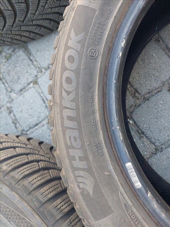 205/5516" használt Hankook téli gumi gumi 4. kép