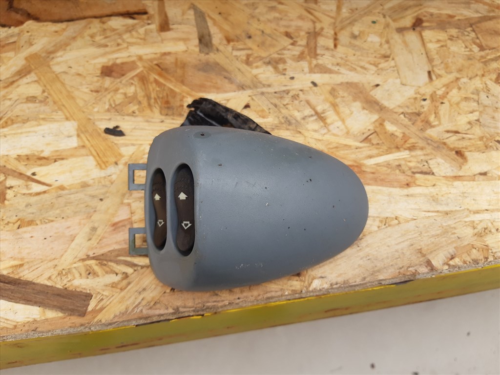 Ford Transit 06-13 Bal Elsõ Ablakemelõ Kapcsoló 1. kép